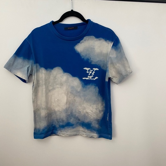 Louis Vuitton Other - Louis Vuitton cloud print shirt sz- small rare
